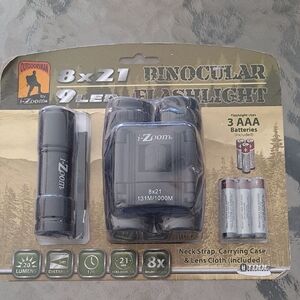 Zoom Black 8x21 Binoculars with LED Flashlight